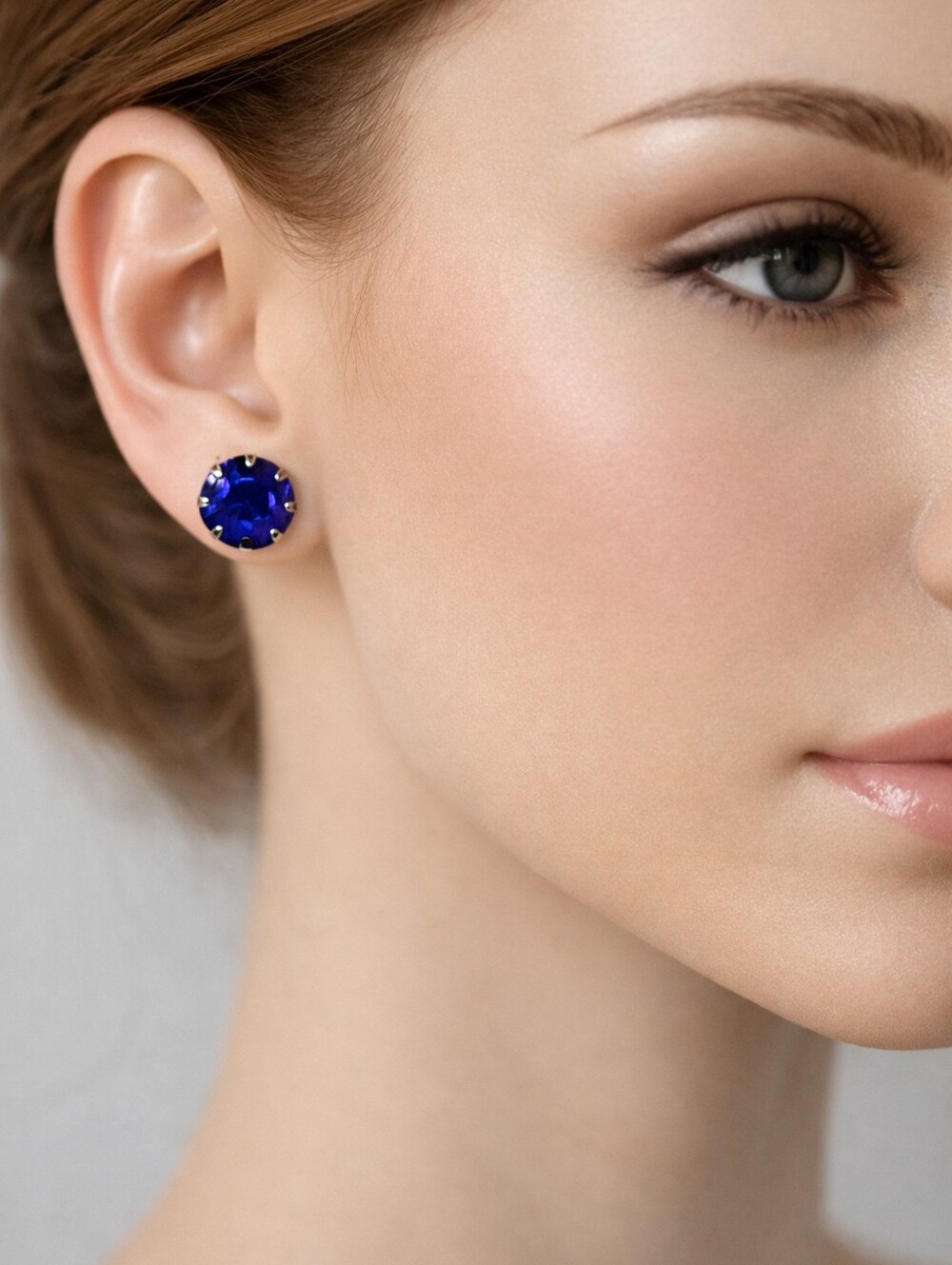 Silver Blue Crystal Stud Earrings – Elegant Sparkling Women’s Fashion Jewelry